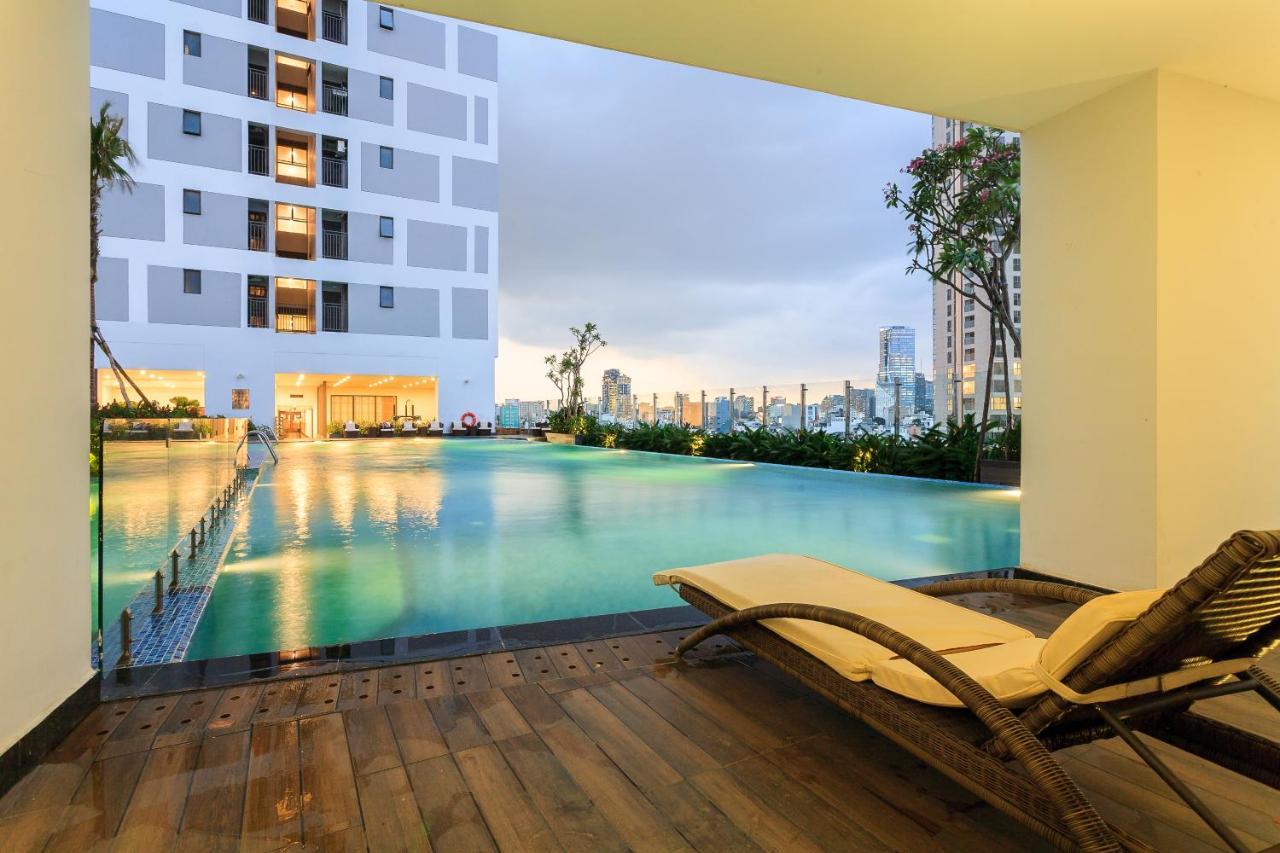 River Gate Building - Le Meridien Pool & Gym Bandar Ho Chi Minh Luaran gambar